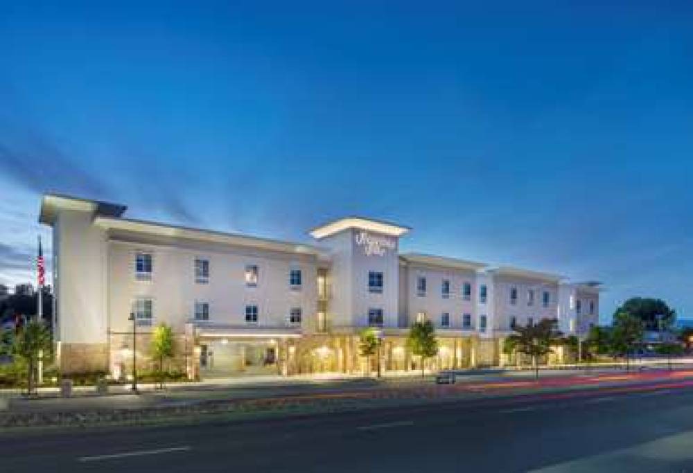 HAMPTON INN SANTA CRUZ WEST 2