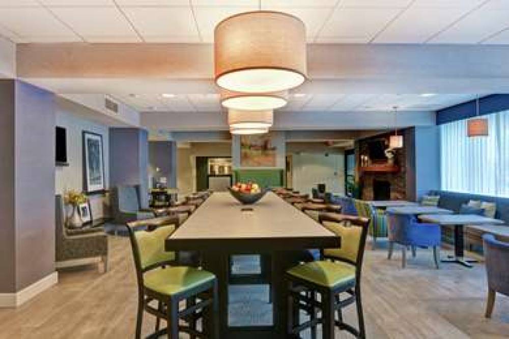 Hampton Inn Sayre, PA 6