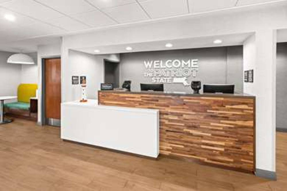 HAMPTON INN SEEKONK 7