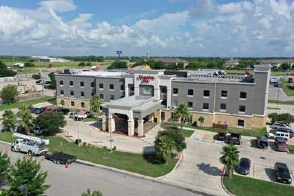 Hampton Inn Seguin, TX 3