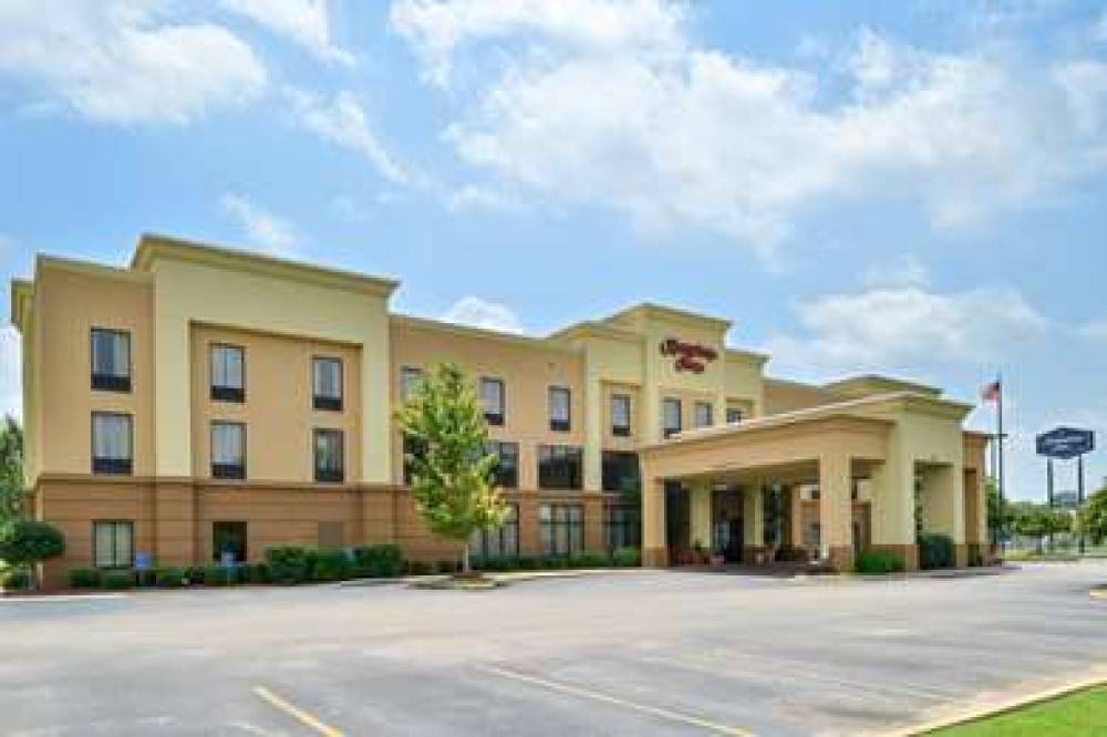 Hampton Inn Selma 1