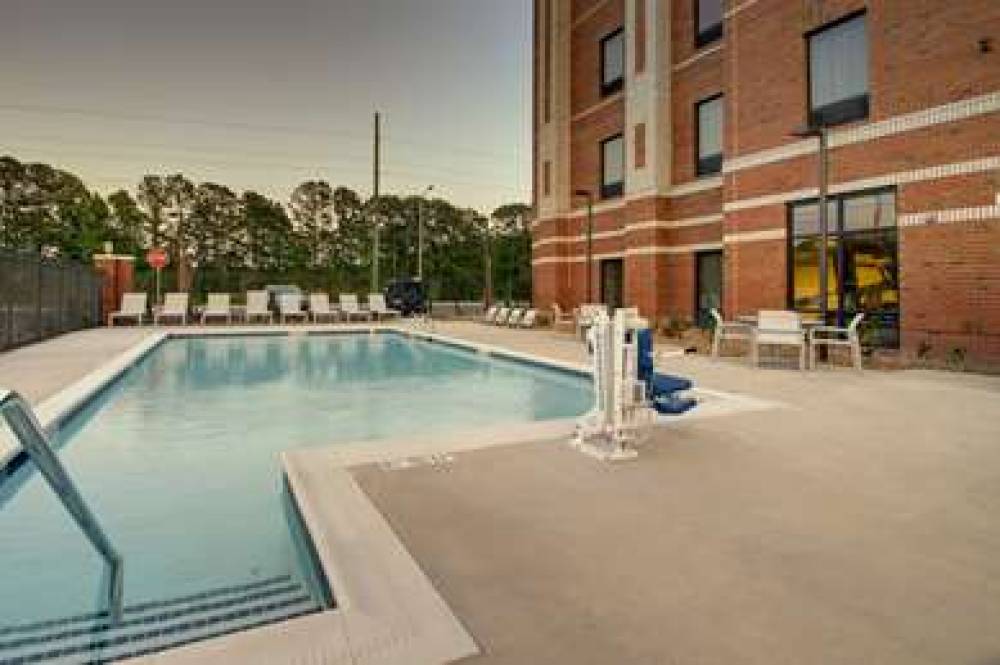 Hampton Inn Sneads Ferry Topsail Beach, NC 7