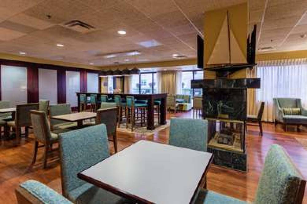 Hampton Inn Somerset, KY 8