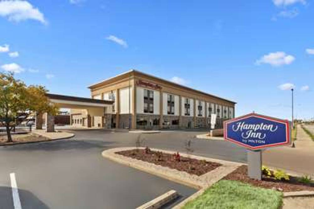 Hampton Inn St. Louis/Collinsville 4