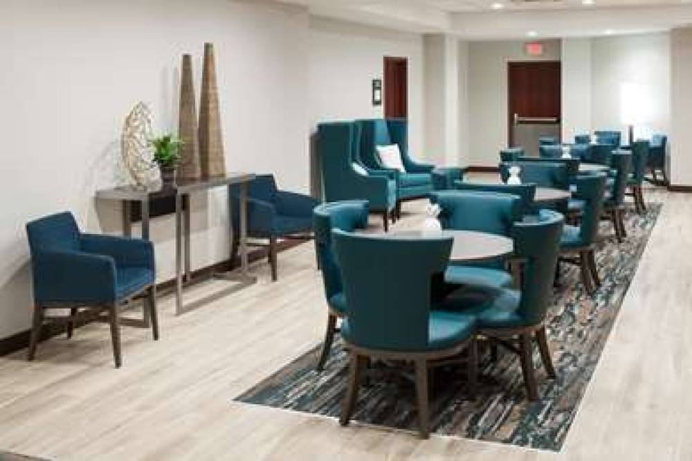 Hampton Inn St. Louis-Downtown (At The Gateway Ar 4