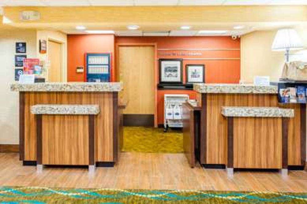 Hampton Inn St. Louis/St. Charles 10