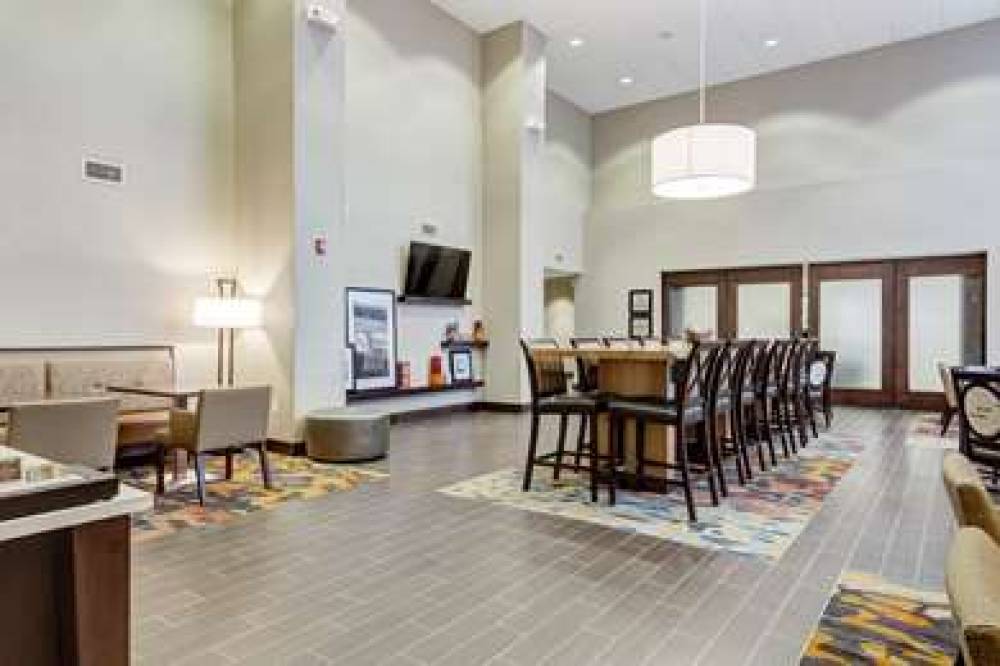 Hampton Inn St. Louis Wentzville, MO 4