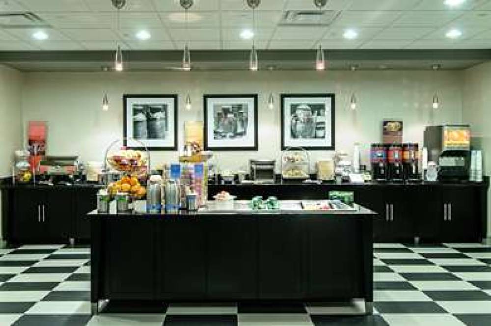 Hampton Inn Stafford/Quantico &amp; Conference Ce 8