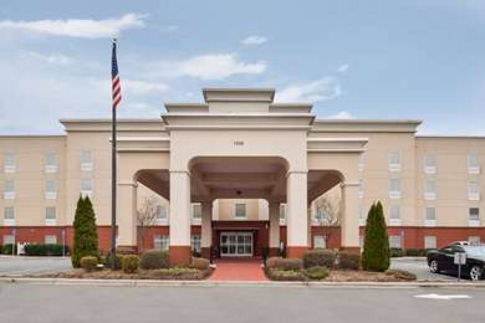 Hampton Inn Statesville, NC 3