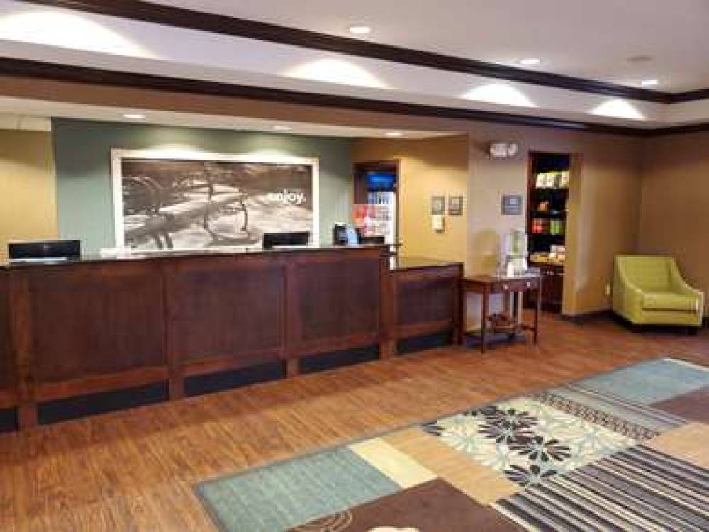 Hampton Inn Stow, OH 2