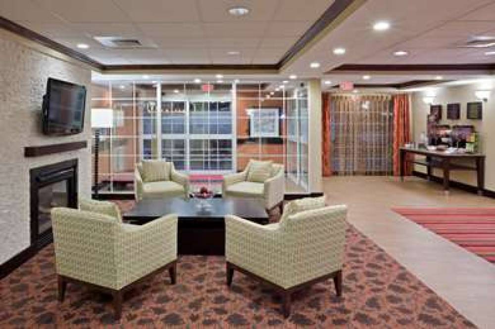 Hampton Inn Sturbridge 2