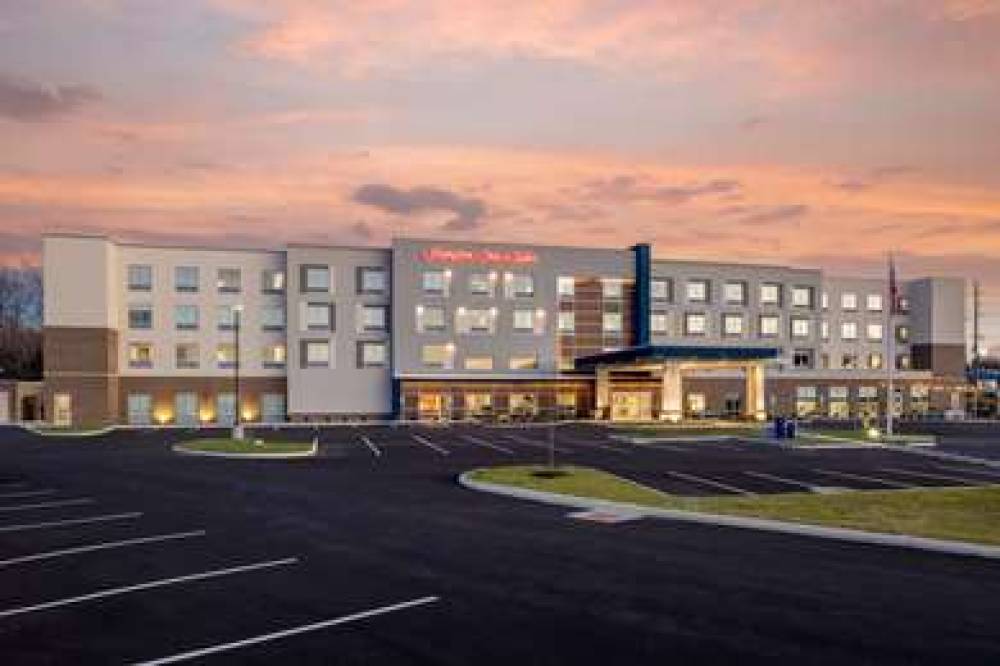 HAMPTON INN SUITES CINCINNATI WEST 3