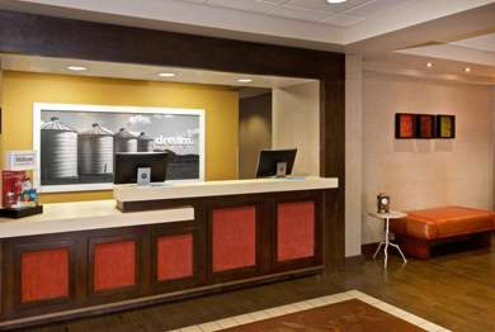 HAMPTON INN SUITES FT WORTH 6