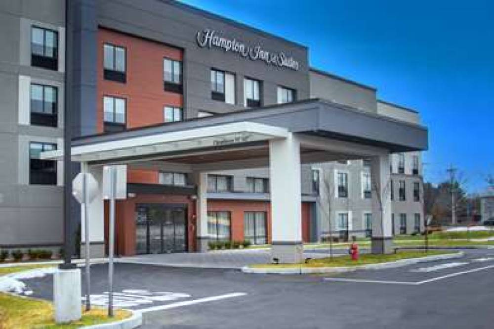 HAMPTON INN SUITES NORTH ATTLEBORO 3