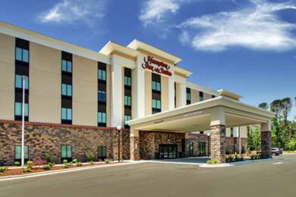 HAMPTON INN SUITES SOUTHPORT 2