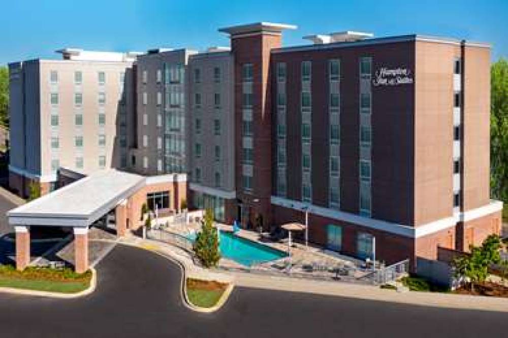 HAMPTON INN SUITES TALL CAP UNIV 1