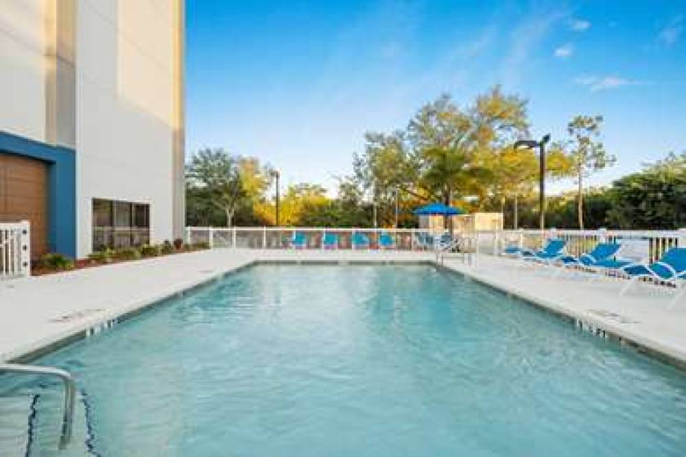 Hampton Inn Tampa-Veterans Expwy (Airport North), 9