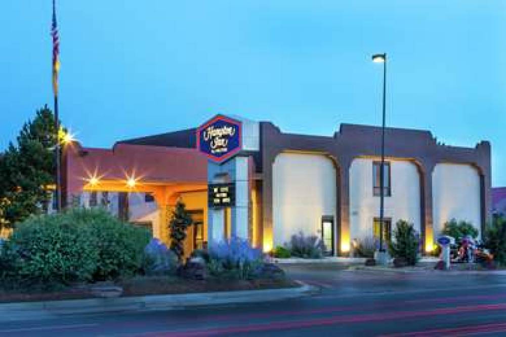 Hampton Inn Taos 1