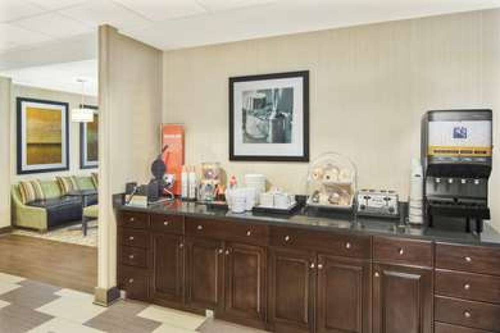 Hampton Inn Thomasville 9