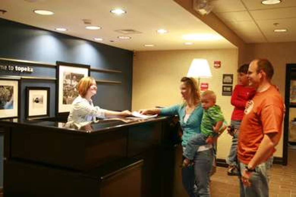 Hampton Inn Topeka, KS 5