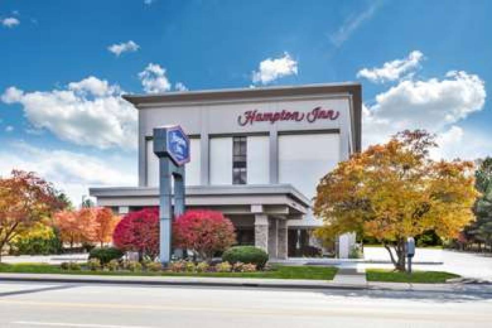 Hampton Inn Traverse City 2