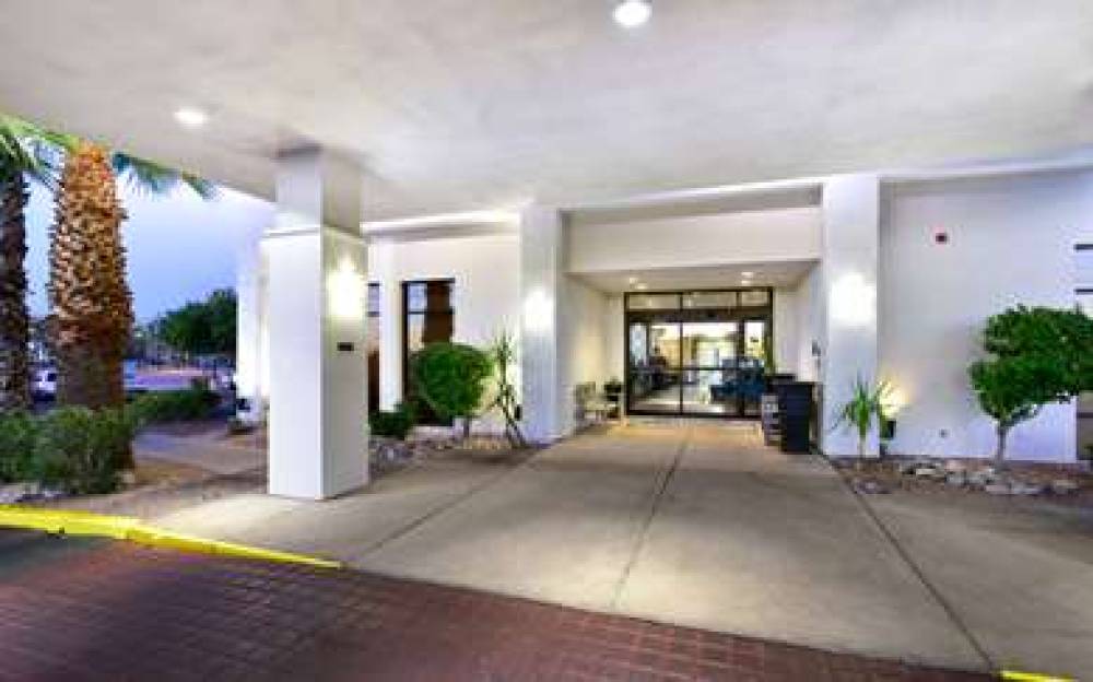 Hampton Inn Tucson-Airport 2