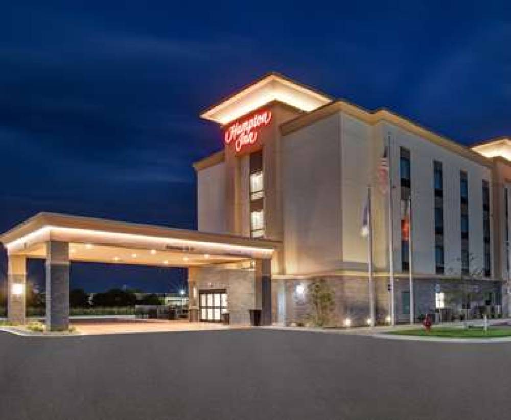 HAMPTON INN UNION CITY 4