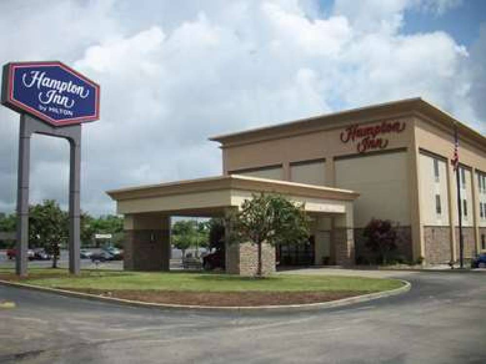 Hampton Inn Uniontown 2