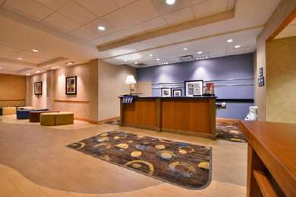 Hampton Inn Virginia Beach/Oceanfront South, VA 10