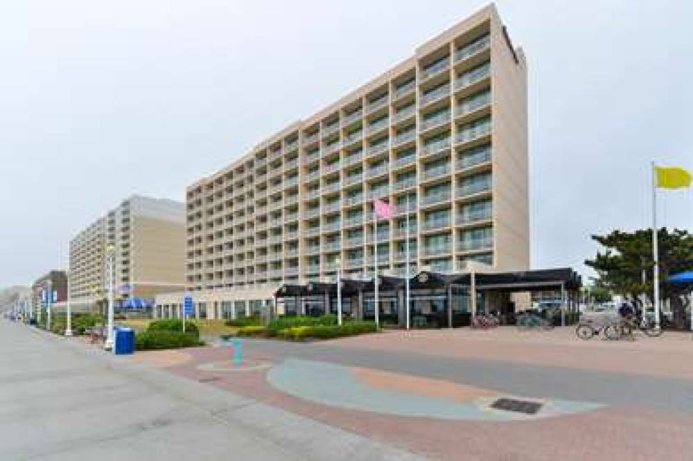 Hampton Inn Virginia Beach/Oceanfront South, VA 1