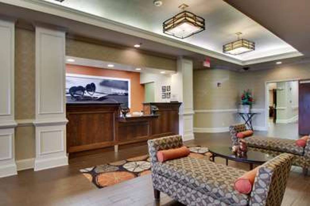 Hampton Inn Warner Robins 8