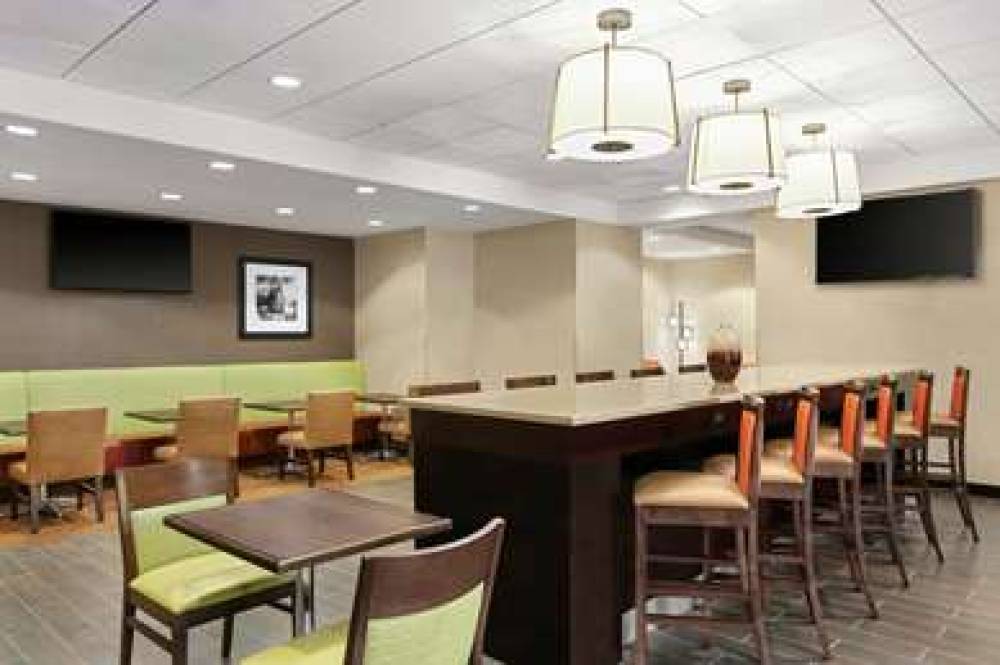 Hampton Inn Washington Dulles Airport South 5