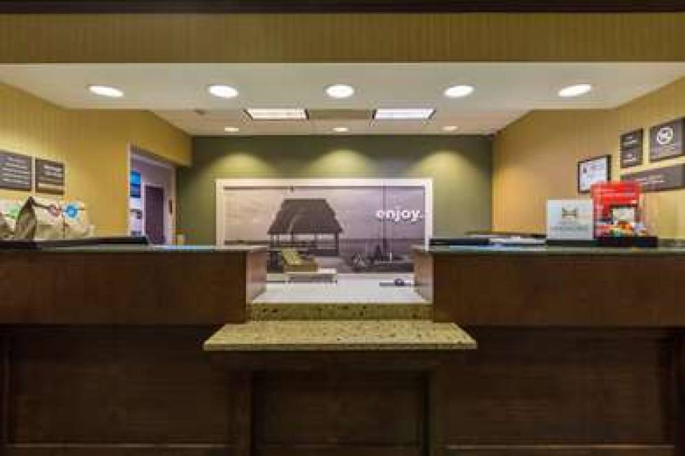 Hampton Inn Washington, NC 5