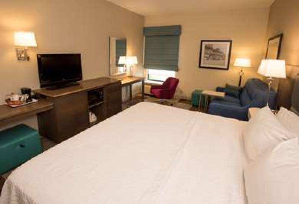 Hampton Inn Wooster 10