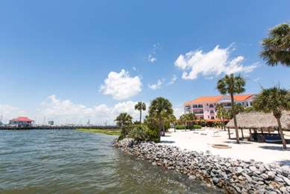 HARBORSIDE AT CHARLESTON HARBOR 1