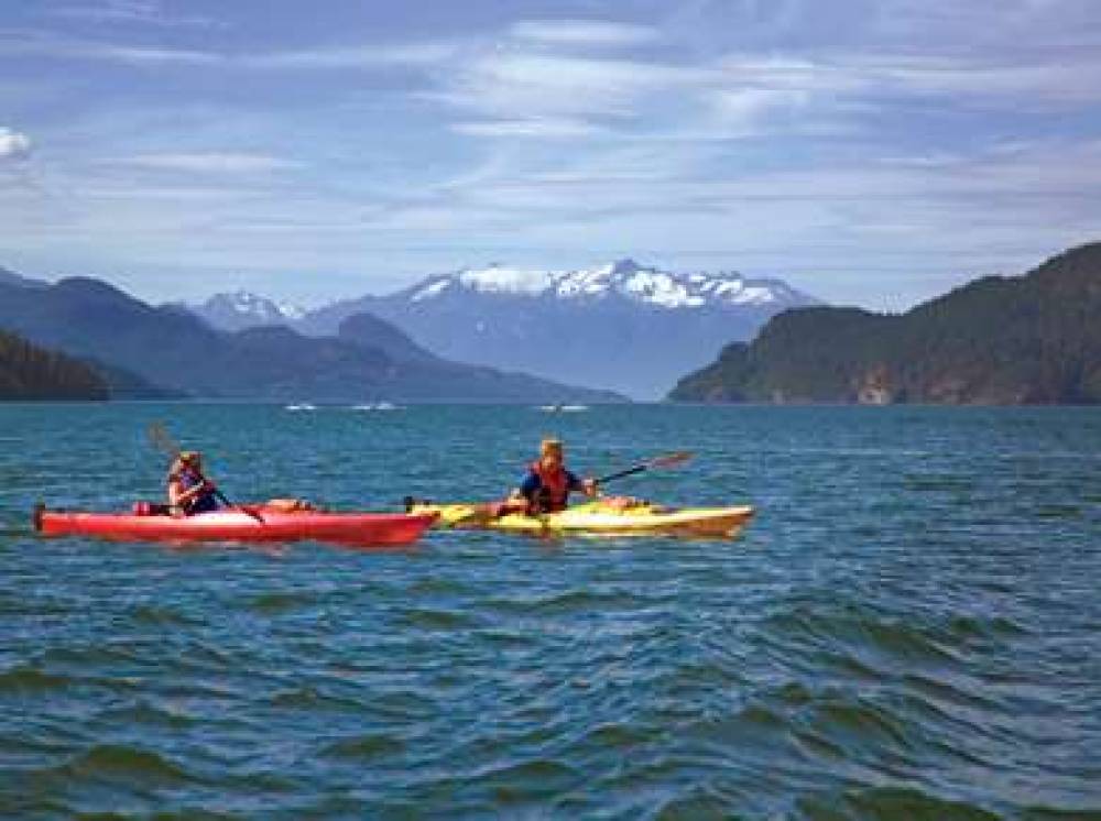 HARRISON HOT SPRINGS RESORT 2