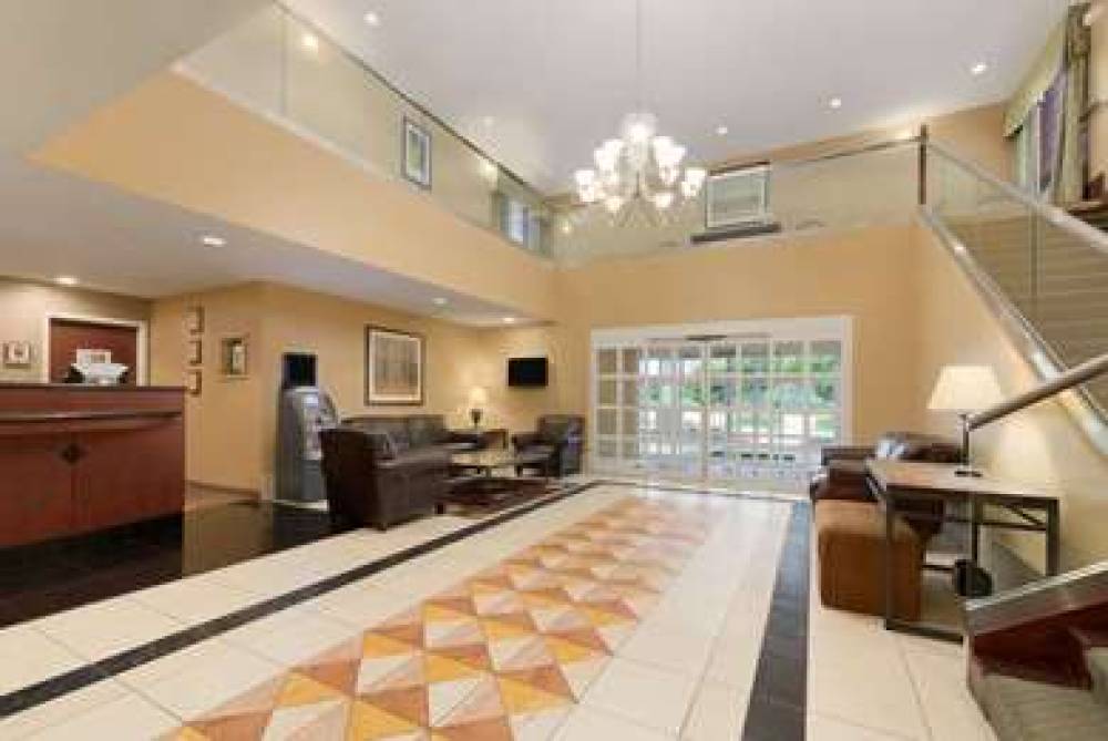 Hawthorn Suites By Wyndham College Station 3