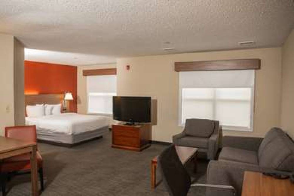 HAWTHORN SUITES BY WYNDHAM ERIE 8