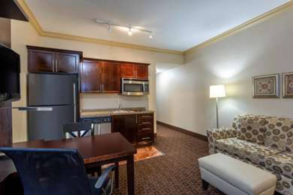 Hawthorn Suites By Wyndham West Palm Beach 10