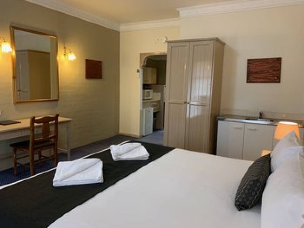 Heritage Motor Inn Goulburn 9