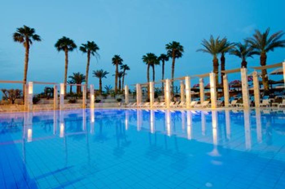 HERODS HOTEL DEAD SEA 9