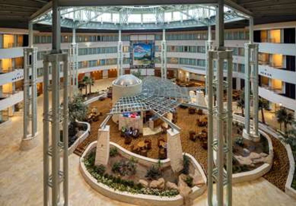 Hilton Austin-Airport 3