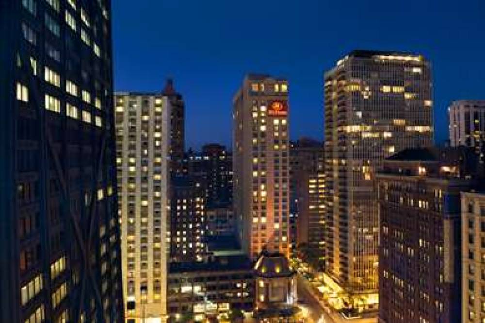 Hilton Chicago/Magnificent Mile Suites 1