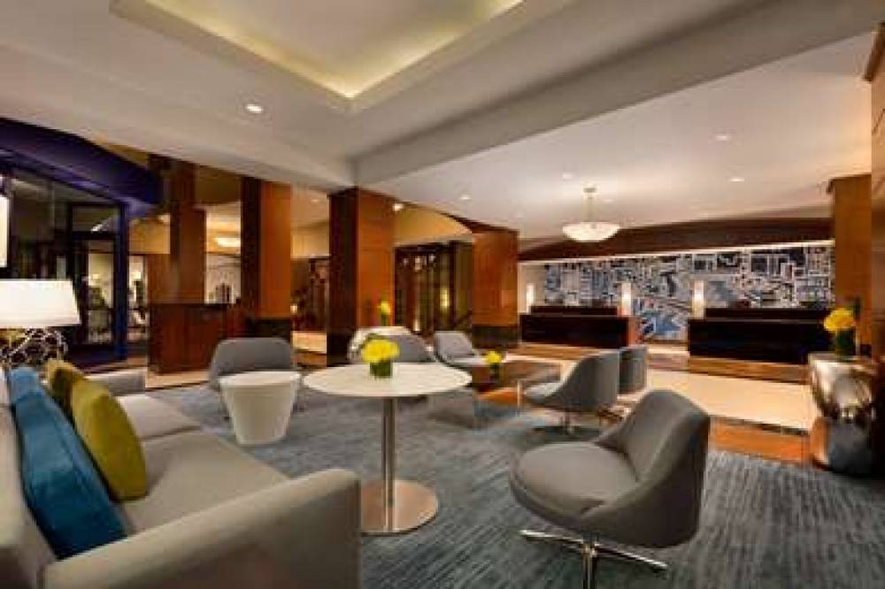 Hilton Chicago/Magnificent Mile Suites 7