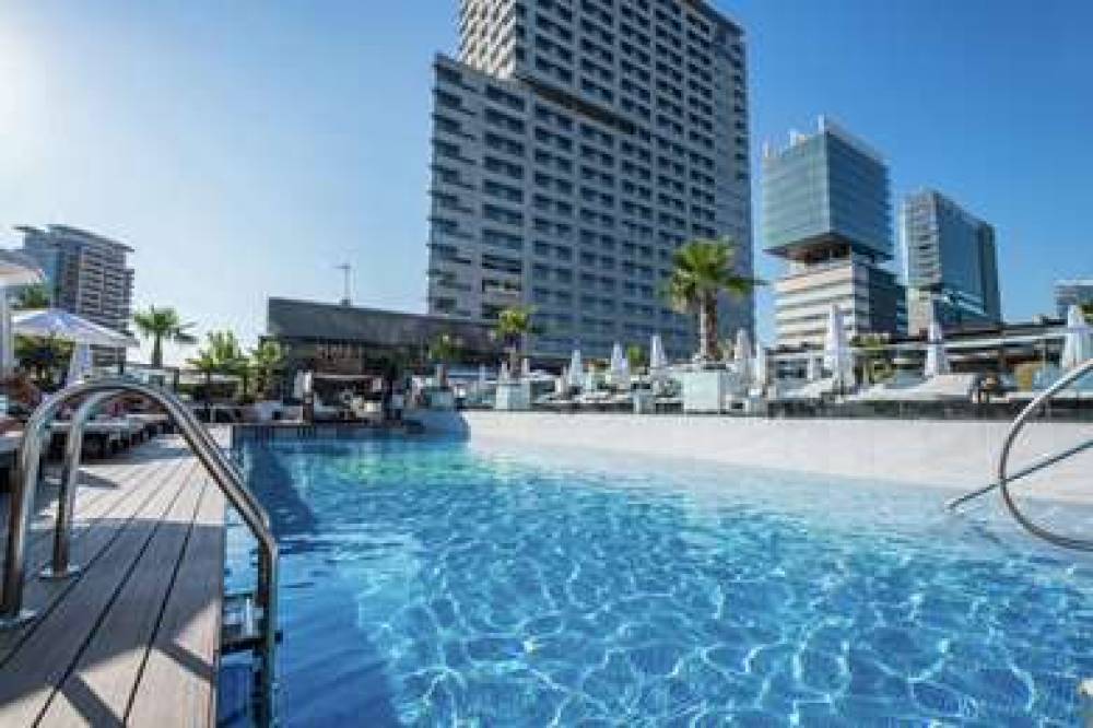 HILTON DIAGONAL MAR BARCELONA 6