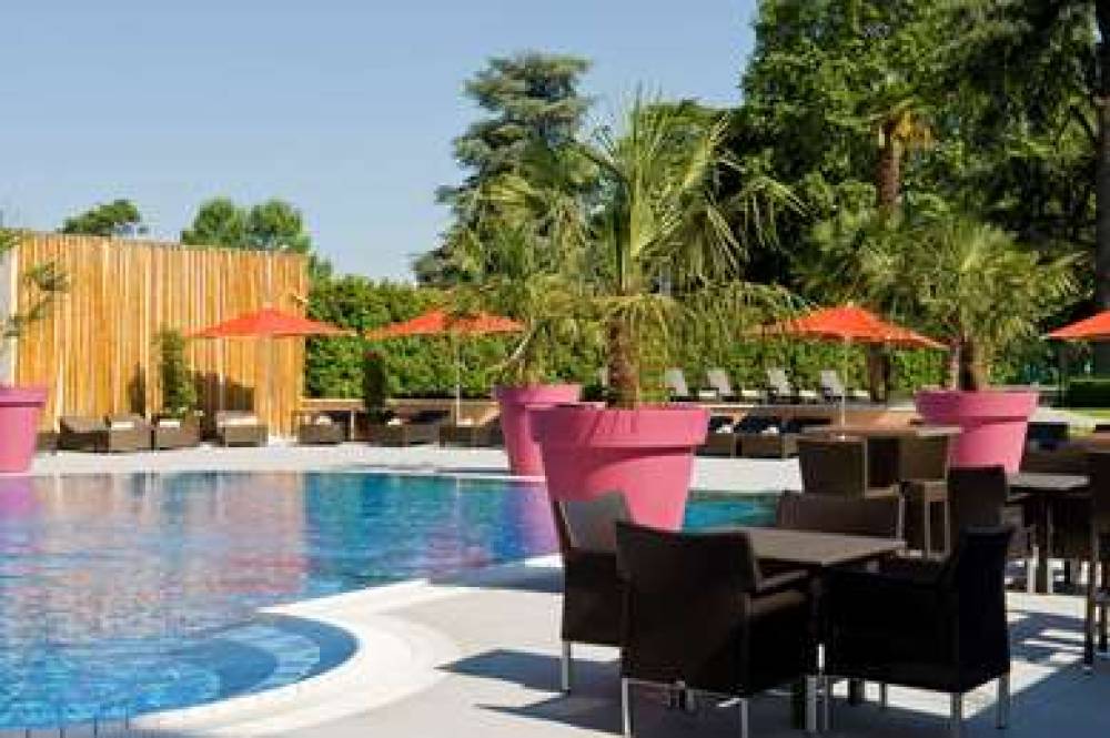 HILTON EVIAN-LES-BAINS 9