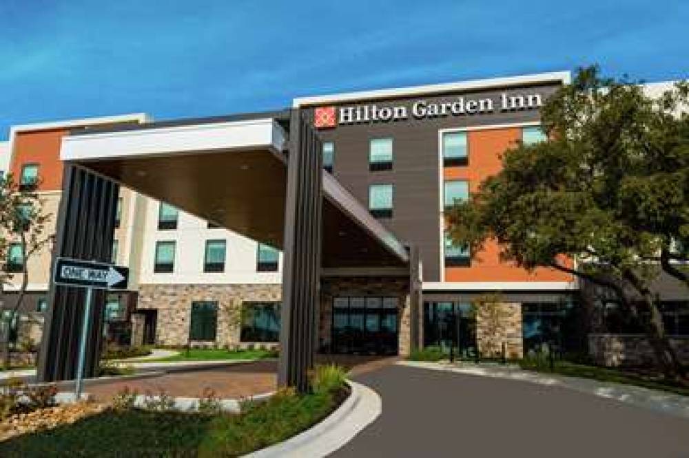 HILTON GARDEN CEDAR PARK AUSTIN 1