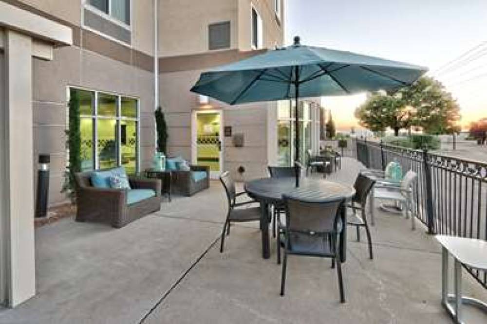 Hilton Garden Inn Albuquerque/Journal Center 3