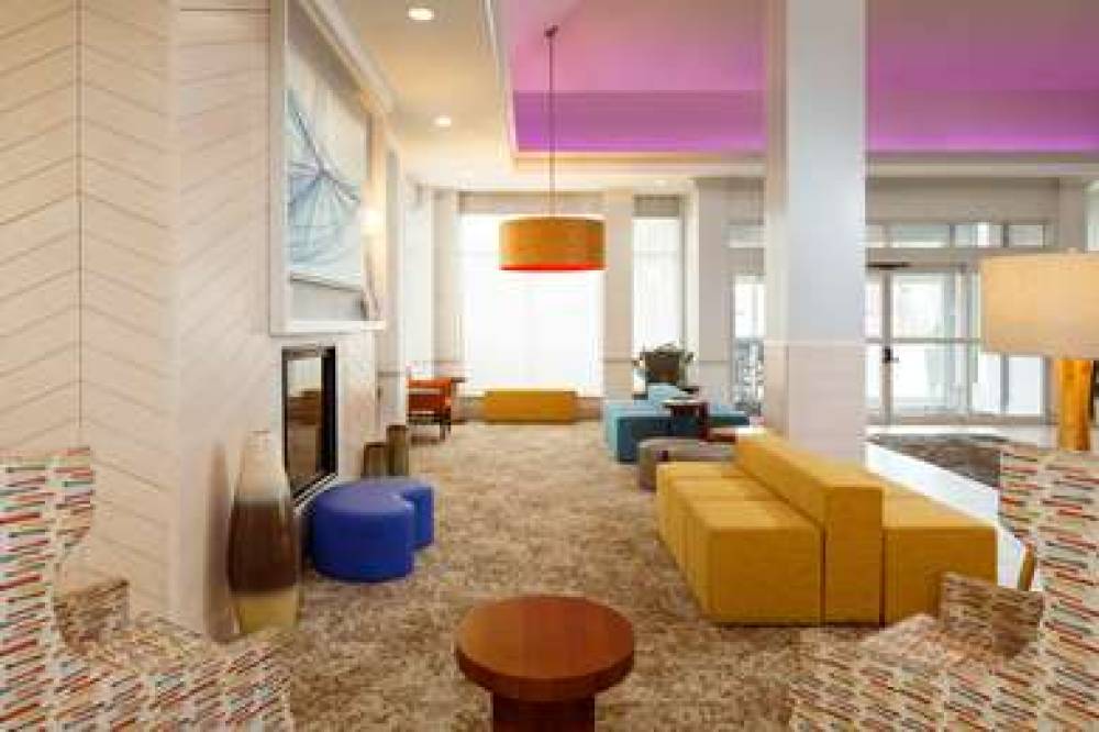 Hilton Garden Inn Cincinnati/Blue Ash, OH 3