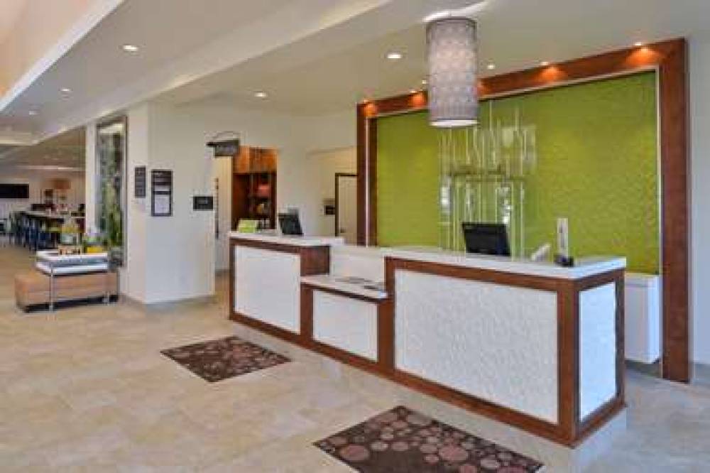 HILTON GARDEN INN CINCINNATI/WEST C 3